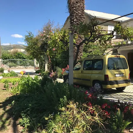 Apartment Mornar Kastela