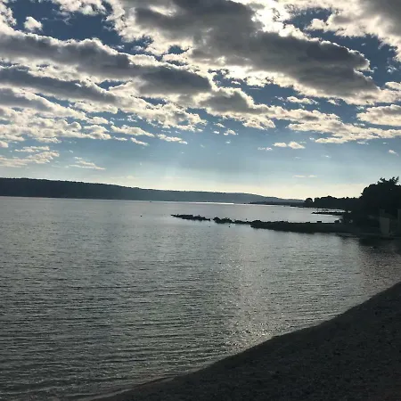Mornar * Kastela