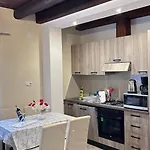 Mornar Apartment *